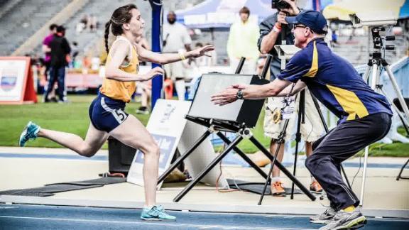 dm_141120_misc_e60_catchingkayla